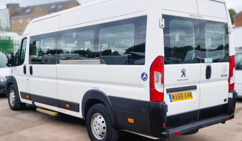 
								Peugeot Boxer Minibus 2.0 BlueHDi 440 L4 H2 Euro 6 5dr full									