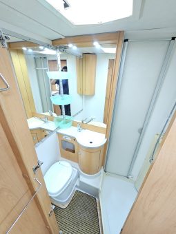 
										Hymer B544 A Class Luxury 4 Berth Motorhome Left Hand Drive*GAS LOW SYSTEM* full									