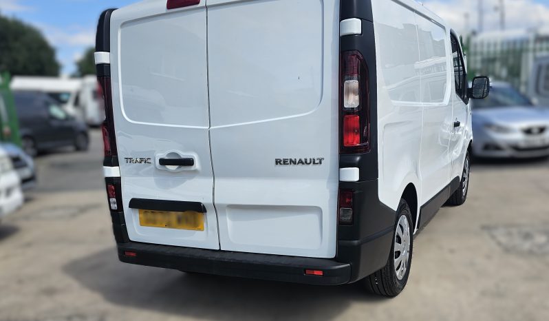 
								Renault Trafic 2.0 dCi ENERGY 28 Business SWB Standard Roof Euro 6 (s/s) 5dr full									