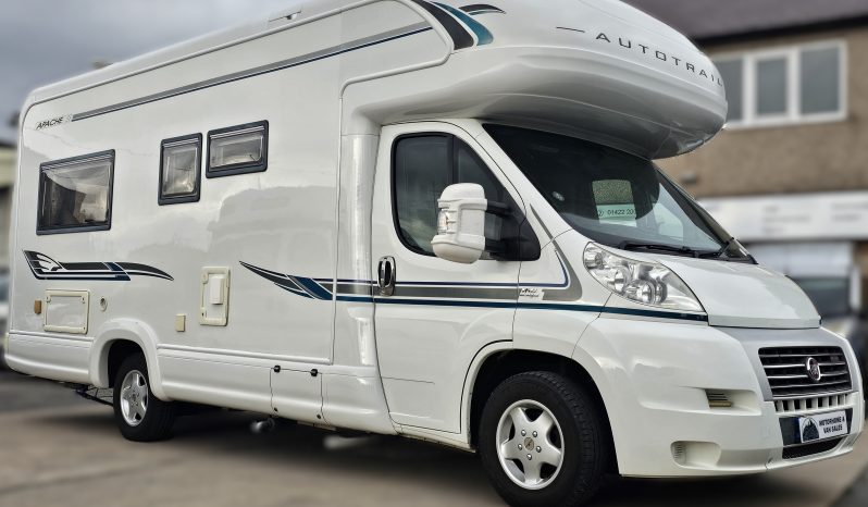 
								Auto-Trail Apache 634 4 Berth Coach Built Motorhome *U LOUNGE* full									