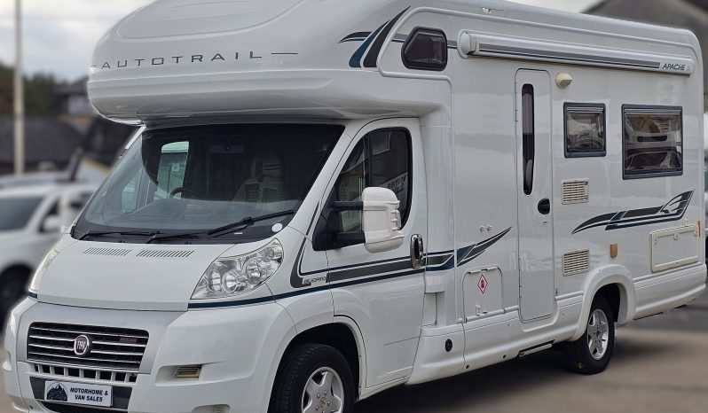 
								Auto-Trail Apache 634 4 Berth Coach Built Motorhome *U LOUNGE* full									