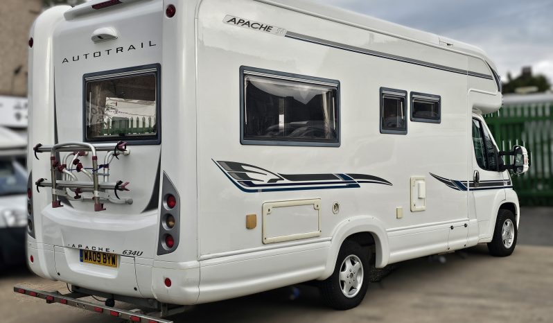 
								Auto-Trail Apache 634 4 Berth Coach Built Motorhome *U LOUNGE* full									