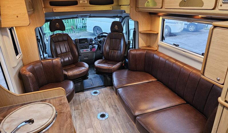 
								IH Motorhomes J500 Luxury 2 Berth AUTOMATIC Low Profile Coachbuilt Motorhome full									