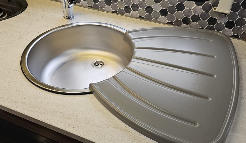 
								2019 RENAULT MASTER LL35 DCI Lunar Cassini EB 19 4 Berth Low Profile Coach Built Motorhome *FIXED BEDS* full									