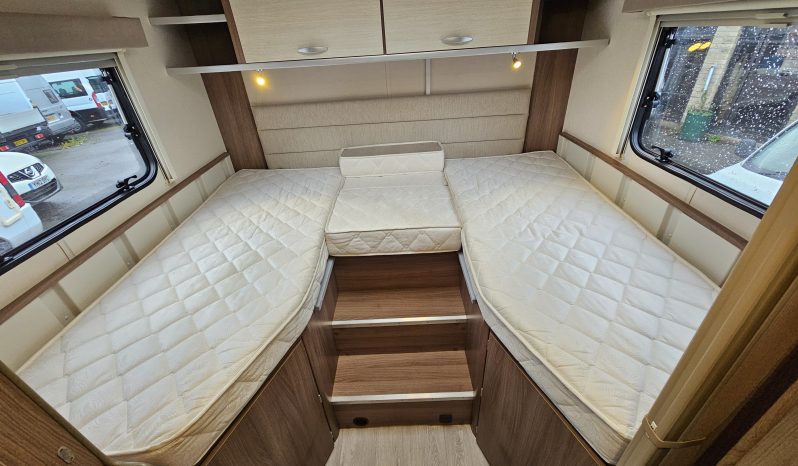 
								2019 RENAULT MASTER LL35 DCI Lunar Cassini EB 19 4 Berth Low Profile Coach Built Motorhome *FIXED BEDS* full									