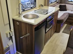 
										2008 FIAT ROLLERTEAM AUTO-ROLLER 746 6 Berth Coach Built Motorhome *Awning* *Bike Rack* full									