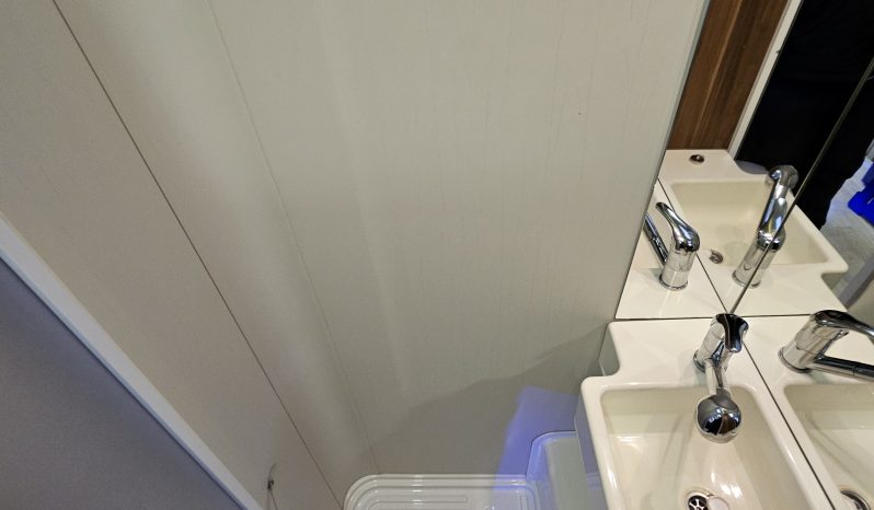 
								2008 FIAT ROLLERTEAM AUTO-ROLLER 746 6 Berth Coach Built Motorhome *Awning* *Bike Rack* full									