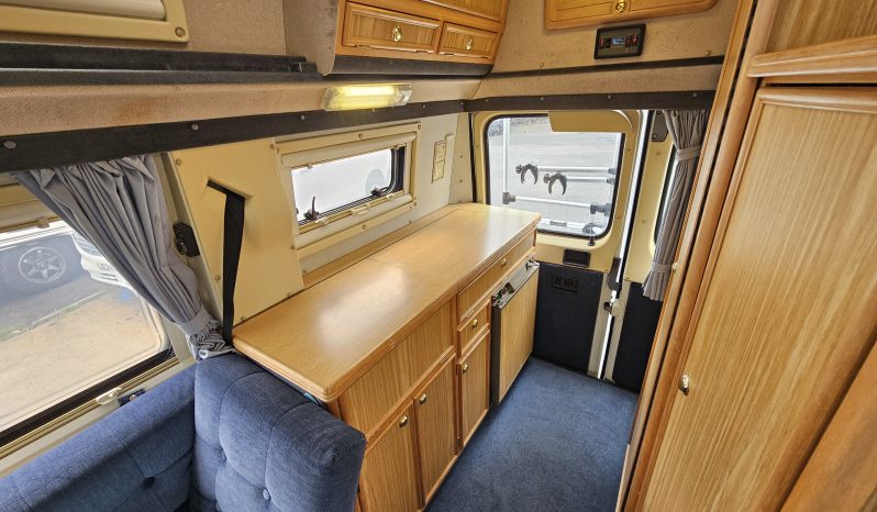 
								Autosleeper Harmony 4 Berth Hightop Camper Van Peugeot Boxer – Low Miles full									