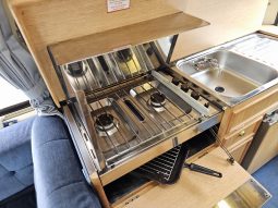 
										Autosleeper Harmony 4 Berth Hightop Camper Van Peugeot Boxer – Low Miles full									