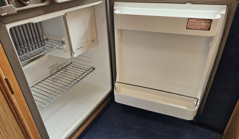 
								Autosleeper Harmony 4 Berth Hightop Camper Van Peugeot Boxer – Low Miles full									