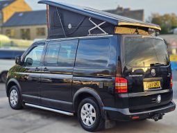 
										Volkswagen Transporter T5 4×4 4Motion Pop Top 4 Berth Camper Van 2.5Tdi VW full									