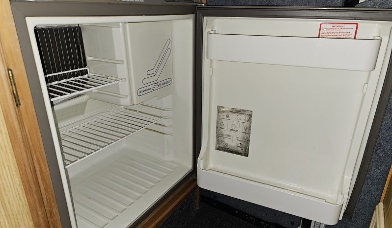 
								Autosleeper Symphony Talbot Express 2 Berth Hightop Campervan full									