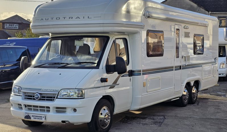 
								Autotrail Cheyenne 840 SE Tag Axel 4 Berth Coachbuilt Motorhome full									