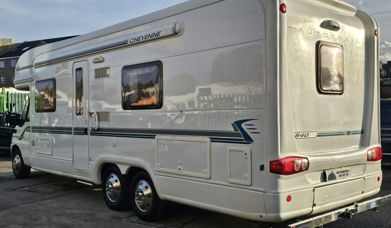 
								Autotrail Cheyenne 840 SE Tag Axel 4 Berth Coachbuilt Motorhome full									