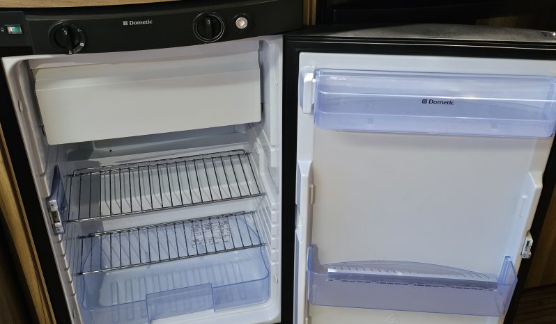 
								Elddis Majestic 105 Low Profile 2 Berth Coachbuilt Motorhome full									