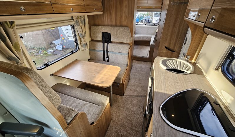 
								Bailey Approach Advance 665 6 Berth Low Profile Motorhome *U LOUNGE* full									