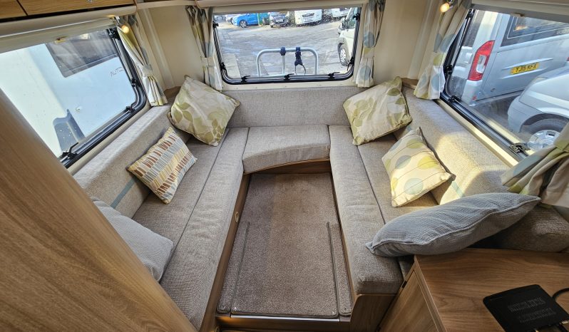 
								Bailey Approach Advance 665 6 Berth Low Profile Motorhome *U LOUNGE* full									