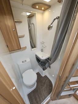 
										Bailey Approach Advance 665 6 Berth Low Profile Motorhome *U LOUNGE* full									