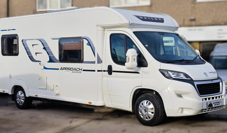 
								Bailey Approach Advance 665 6 Berth Low Profile Motorhome *U LOUNGE* full									