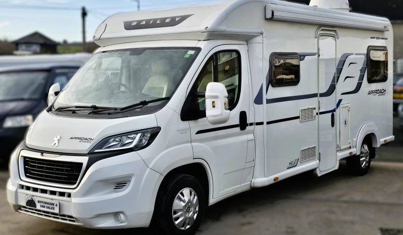 
								Bailey Approach Advance 665 6 Berth Low Profile Motorhome *U LOUNGE* full									