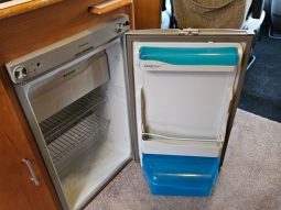 
										2008 Compass Avantgarde 150 Coachbuilt PEUGEOT BOXER 333 MWB full									