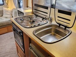 
										2008 Compass Avantgarde 150 Coachbuilt PEUGEOT BOXER 333 MWB full									