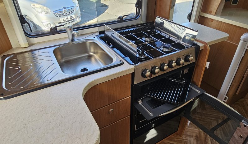 
								Autocruise Stardream Luxury Low Profile 2 Berth Coachbuilt Motorhome Semi-Auto full									