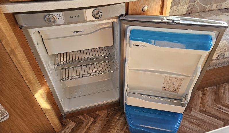 
								Autocruise Stardream Luxury Low Profile 2 Berth Coachbuilt Motorhome Semi-Auto full									