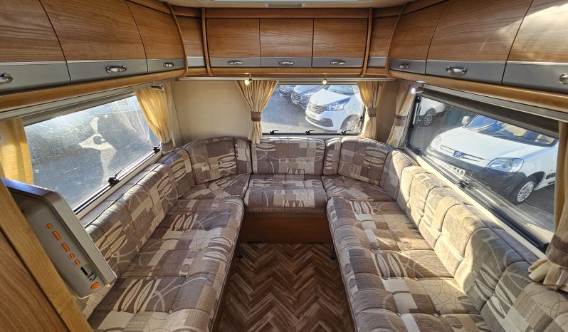 
								Autocruise Stardream Luxury Low Profile 2 Berth Coachbuilt Motorhome Semi-Auto full									