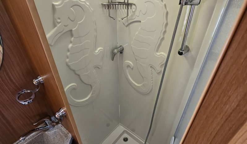 
								Autocruise Stardream Luxury Low Profile 2 Berth Coachbuilt Motorhome Semi-Auto full									