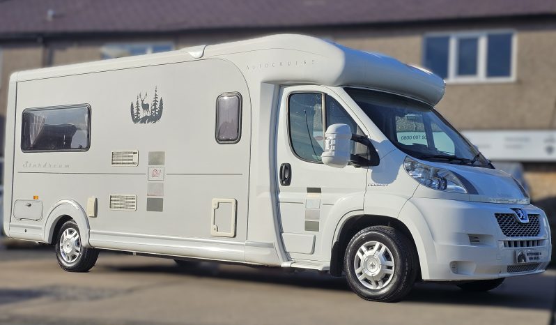 
								Autocruise Stardream Luxury Low Profile 2 Berth Coachbuilt Motorhome Semi-Auto full									