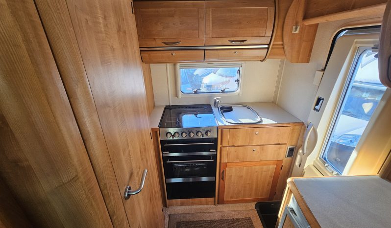 
								Autotrail Tracker EKS 2 Berth Coachbuilt Motorhome – Fiat Ducato – LOW MILES full									