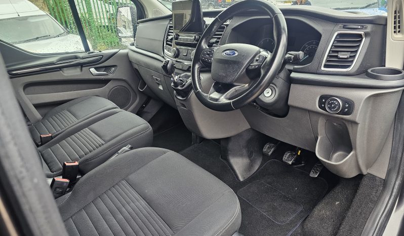 
								Ford Transit Custom Limited 6 Seater Crew Van 2.0 320 SWB L1 H1 Euro 6 (s/s) full									