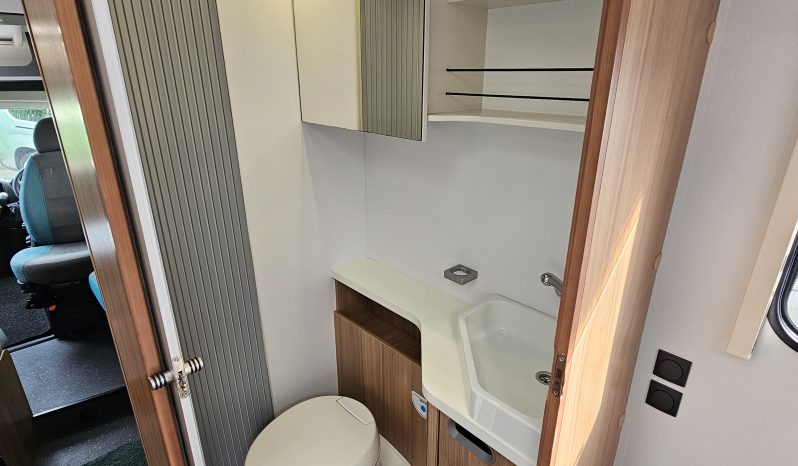 
								Adria Sunliving S70SC AUTOMATIC 5 Berth Low Profile Coachbuilt Motorhome ISLAND BED – Wi-Fi full									