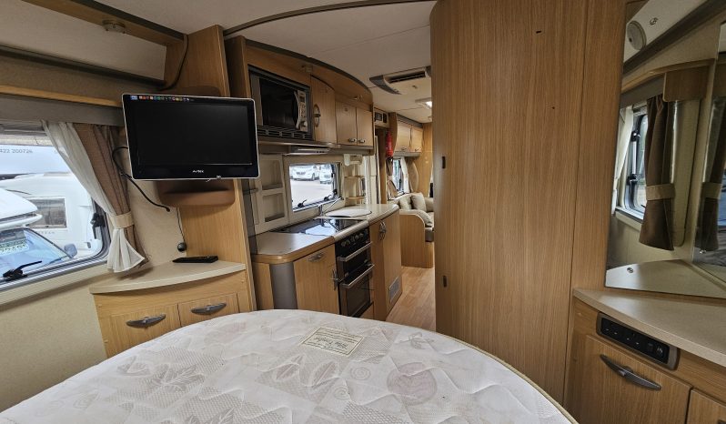 
								Bessacarr E769 AUTO Luxury 4 Berth Tag Axle Low Profile Coachbuilt Motorhome full									