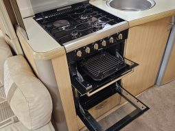 
										Bessacarr E799 Luxury 4 Berth Tag Axle Low Profile Coachbuilt Motorhome Low Miles full									