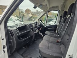
										Peugeot Boxer 2.2 BlueHDi 435 Professional L4 H2 Euro 6 XLWB Van full									