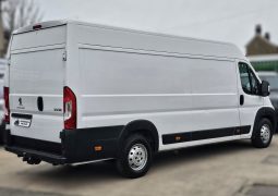 
										Peugeot Boxer 2.2 BlueHDi 435 Professional L4 H2 Euro 6 XLWB Van full									