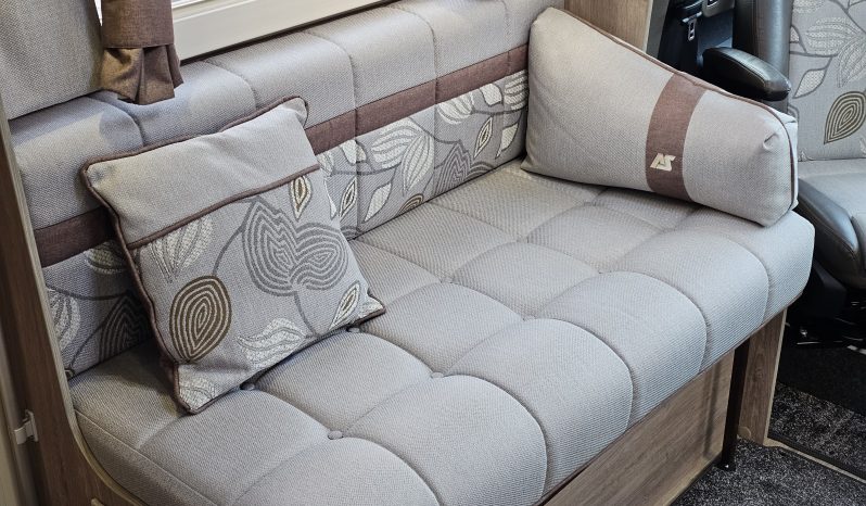 
								2021 Autosleeper Burford Duo Mercedes Sprinter AUTOMATIC Luxury 4 Berth Motorhome full									