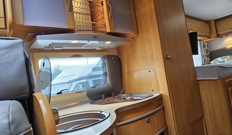 
								LMC Liberty TI718 4 Berth Low Profile Coachbuilt Motorhome FixedBed Large Garage full									