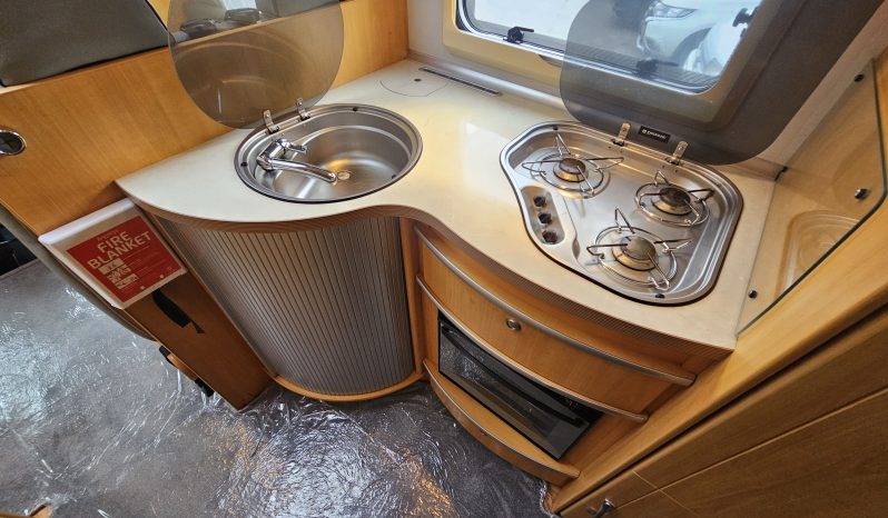 
								LMC Liberty TI718 4 Berth Low Profile Coachbuilt Motorhome FixedBed Large Garage full									