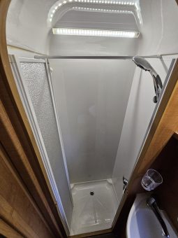
										Auto-Trail Apache 634 AUTOMATIC 4 Berth Coachbuilt Motorhome full									