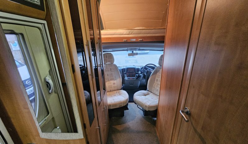 
								Auto-Trail Apache 634 AUTOMATIC 4 Berth Coachbuilt Motorhome full									