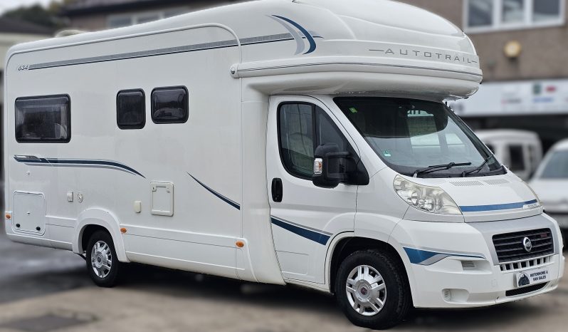 
								Auto-Trail Apache 634 AUTOMATIC 4 Berth Coachbuilt Motorhome full									