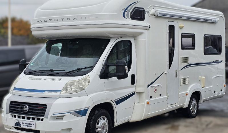 
								Auto-Trail Apache 634 AUTOMATIC 4 Berth Coachbuilt Motorhome full									