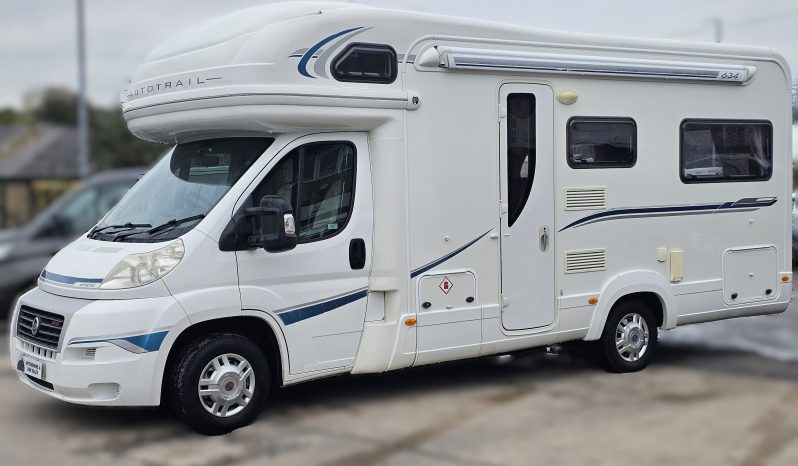 
								Auto-Trail Apache 634 AUTOMATIC 4 Berth Coachbuilt Motorhome full									