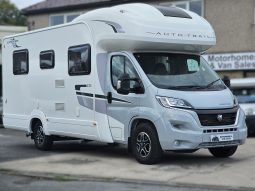 
										Auto-Trail Expedition C71 6 Berth Coachbuilt Motorhome full									