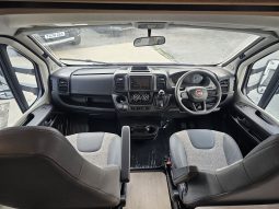 
										Auto-Trail Expedition C71 6 Berth Coachbuilt Motorhome full									