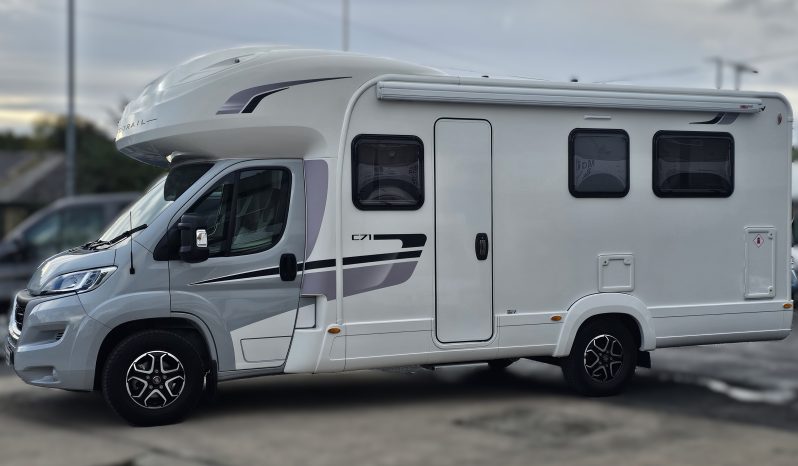 
								Auto-Trail Expedition C71 6 Berth Coachbuilt Motorhome full									