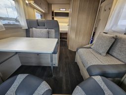 
										Auto-Trail Expedition C71 6 Berth Coachbuilt Motorhome full									
